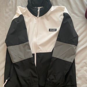 New never worn Hollister wind breaker, size M